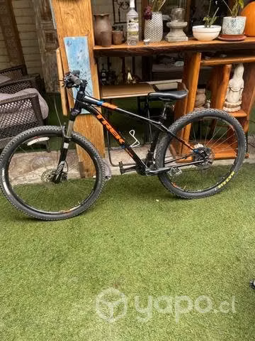 Bicicleta trek X-calbier8