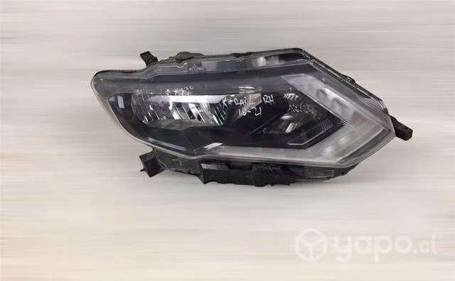 Foco Óptico RH Nissan Xtrail 2018 2021