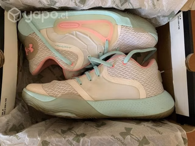 Zapatillas de básquet under armour spawn low 2 - Imagen 3