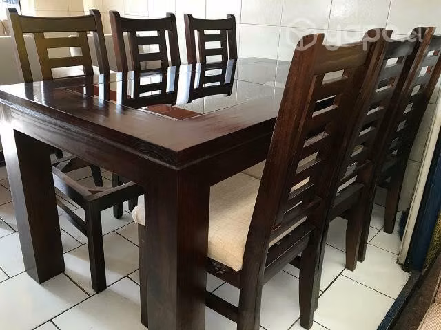 Comedores completamente nuevos