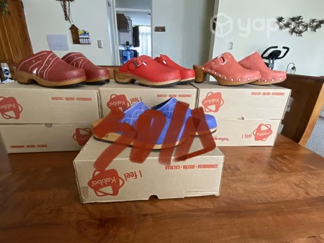 Zuecos kebba originales de cuero Nro 38