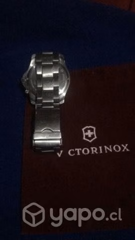 Reloj marca Victorinox Modelo Swiss Army Sapphire