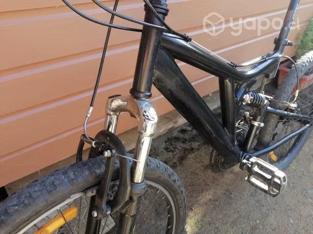 Bicicleta aro 24, doble suspensión