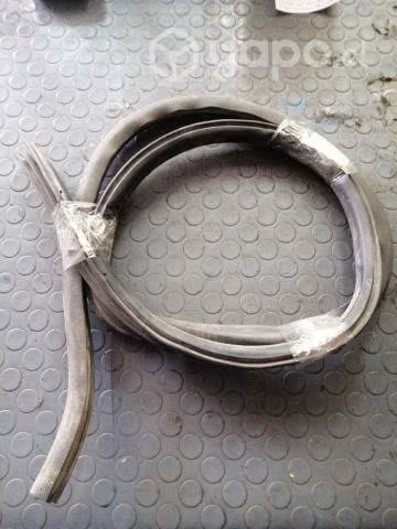 Goma carroceria puerta trasera izq (01) Great Wal
