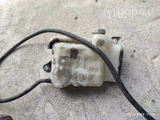 Deposito agua mitsubishi L200