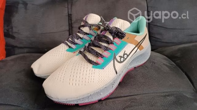 Zapatos nuevos de dama