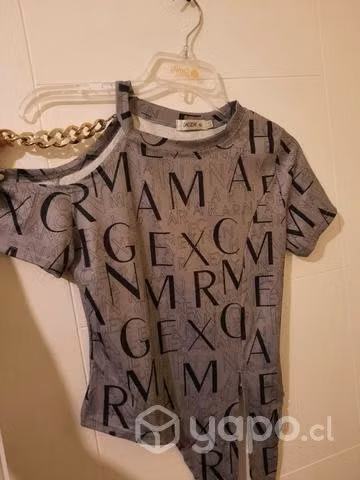 Polera ploma