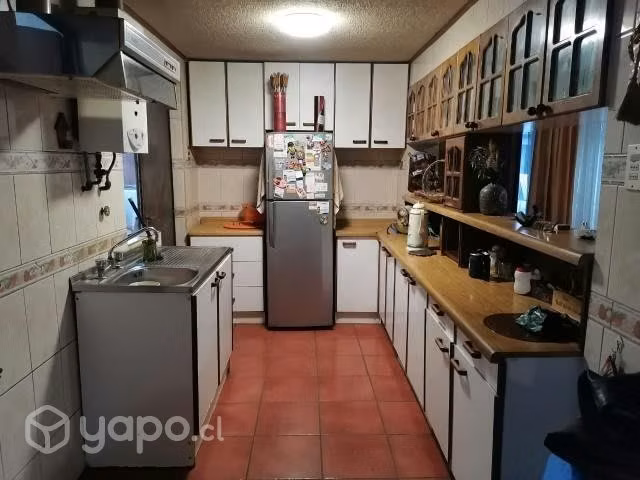 Casa en Linares (4 dormitorios, 2 baños)