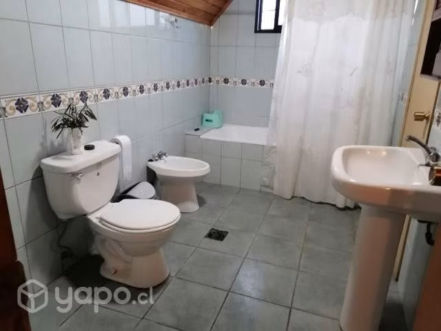 Casa en Linares (4 dormitorios, 2 baños)