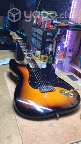 Squier Strato