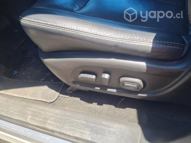 Nissan pathfinder única dueña