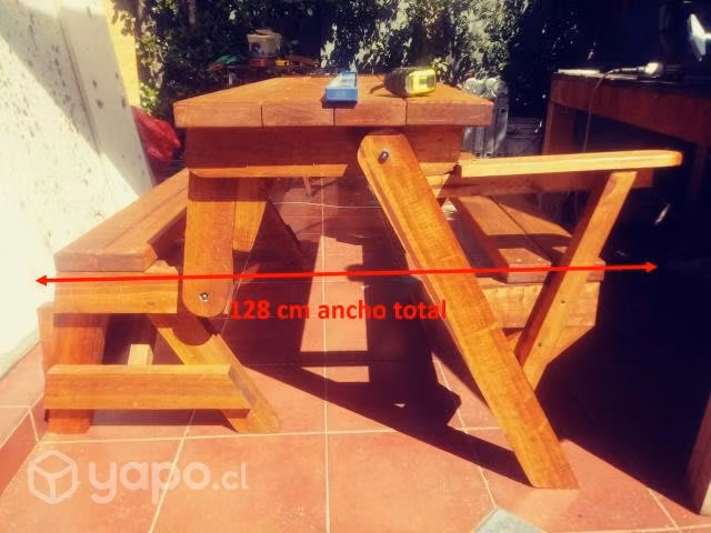 Espectacular mesa-banca plegable de madera