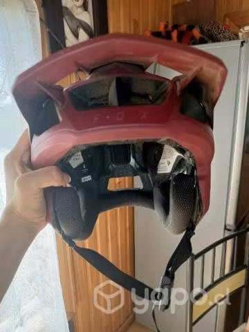 Casco FOX