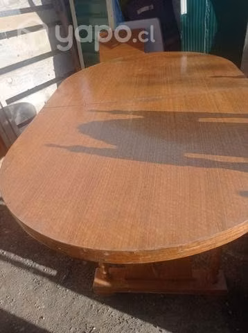Comedor con seis sillas