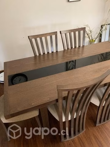 Comedor con 6 sillas