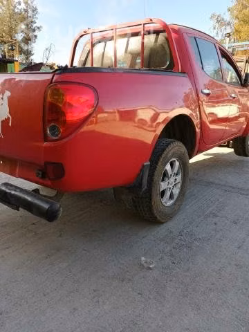Foco Tras. Der. Mitsubishi L200 2014 Usado