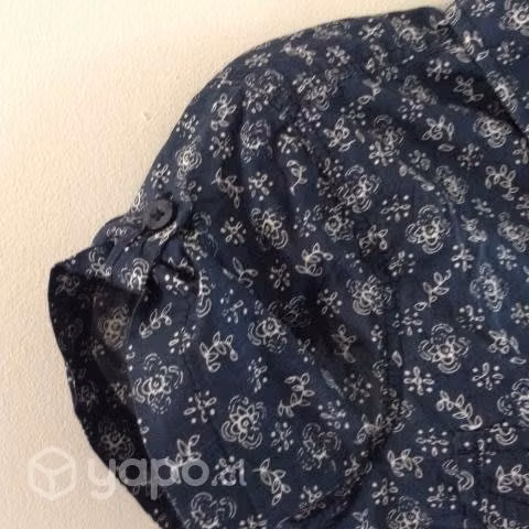 Camisa, Blusa Mujer, Marca WGG by H&M Botones con