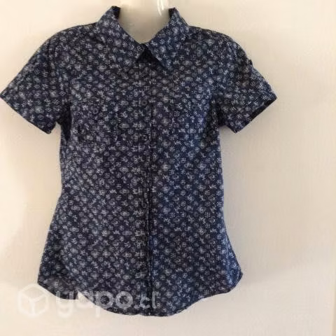 Camisa, Blusa Mujer, Marca WGG by H&M Botones con