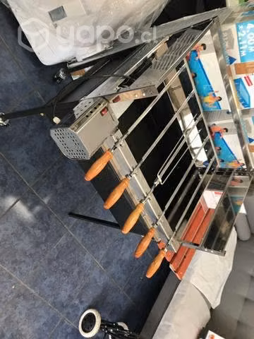 Parrilla a carbón con motor de 5 Espadas