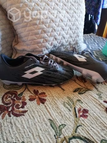Zapatos de futbol