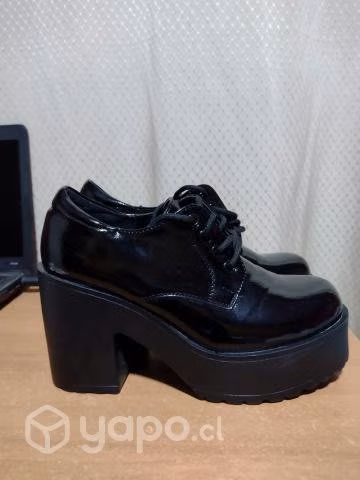 Botines charol