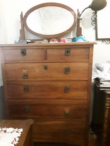 Muebles antiguos solo efectivo