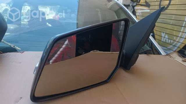 Espejo izquierdo Chevrolet traverse 2009-2018