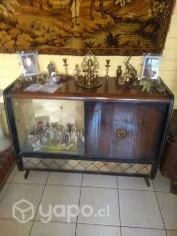 Mueble de vitrola bloupunkt años 40