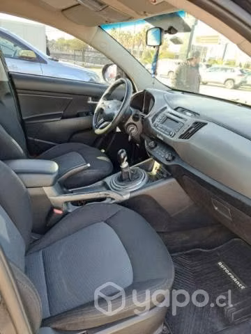 Kia sportage 2.0 LX bencinera 2014