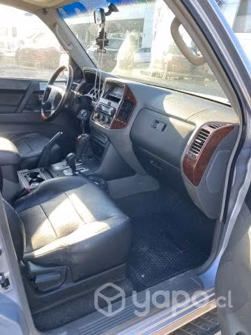 Montero 3.8 4x4 At gasolina