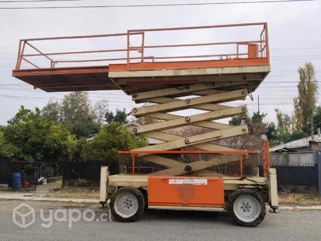 Alza hombre JLG 18 metros diesel