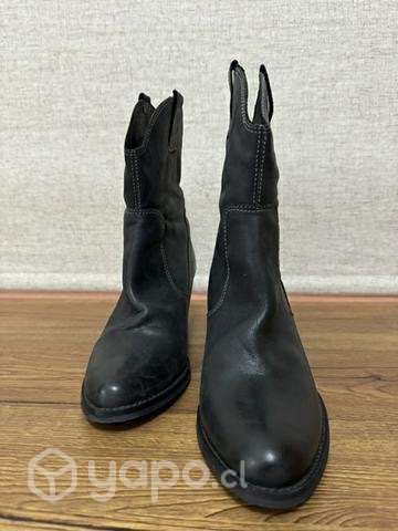 Botines Pollini 37 usados - Imagen 3