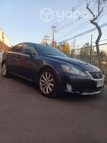 Vendo o permuto LEXUS IS250 2010