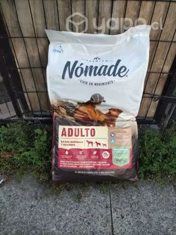 Alimento Perro Nomade Adulto 20kg