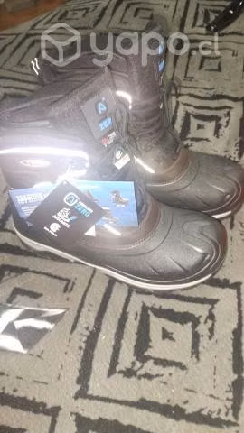 Botas