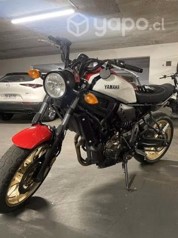 Yamaha XSR 700