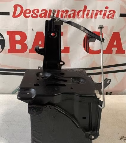 Base de bateria con seguro YARIS SPORT GLE 1.5 202