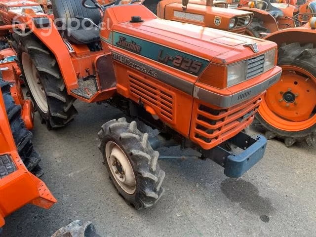 Tractor kubota l1-225