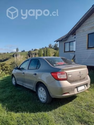 Renault Symbol 1.6 - 87.000 KM - Isla de Chiloé