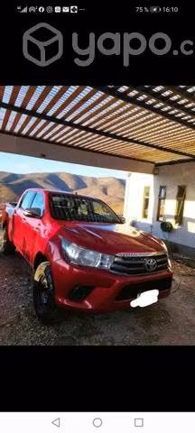 Camioneta Toyota hilux 4x2