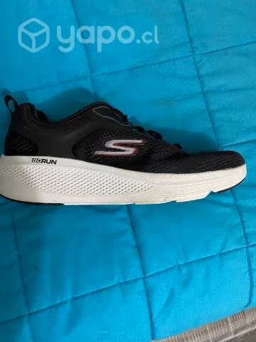Zapatillas Skechers talla 42