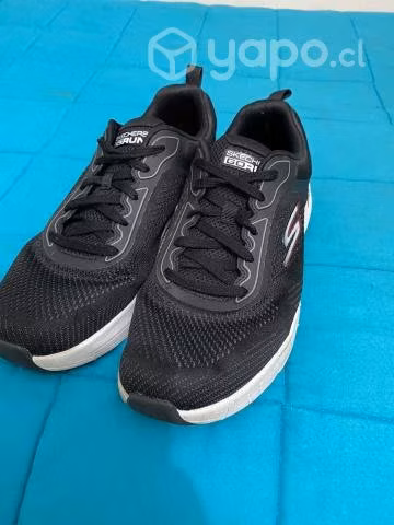 Zapatillas Skechers talla 42