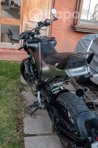 2021 Husqvarna Svartpilen 401
