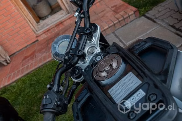 2021 Husqvarna Svartpilen 401