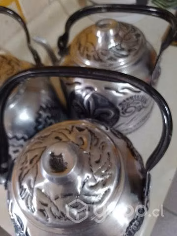 Teteras nuevas con diseños