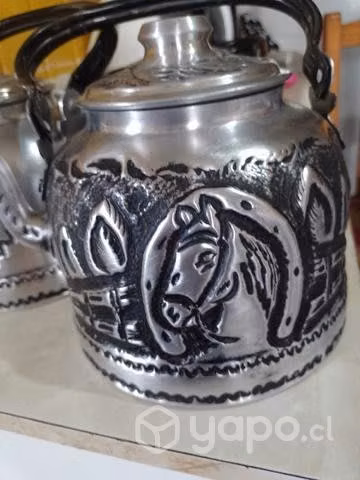 Teteras nuevas con diseños