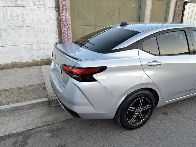 Nissan new versa 2021 full equipo