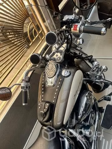 Hermosa moto honda shadow