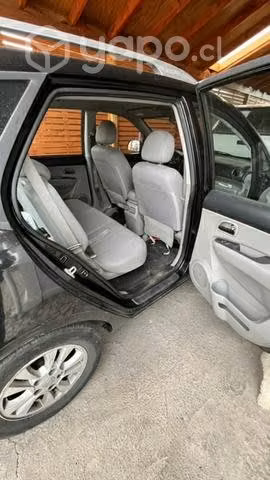 Kia carens 2011