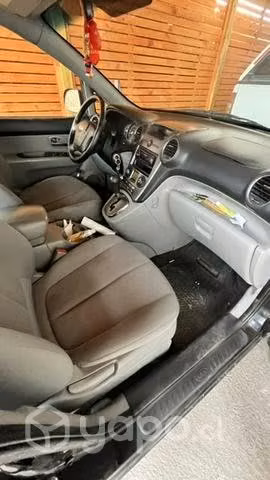 Kia carens 2011